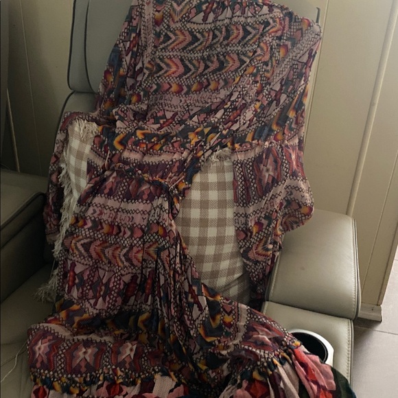 Colorful Patterned Dress - Picture 6 of 7